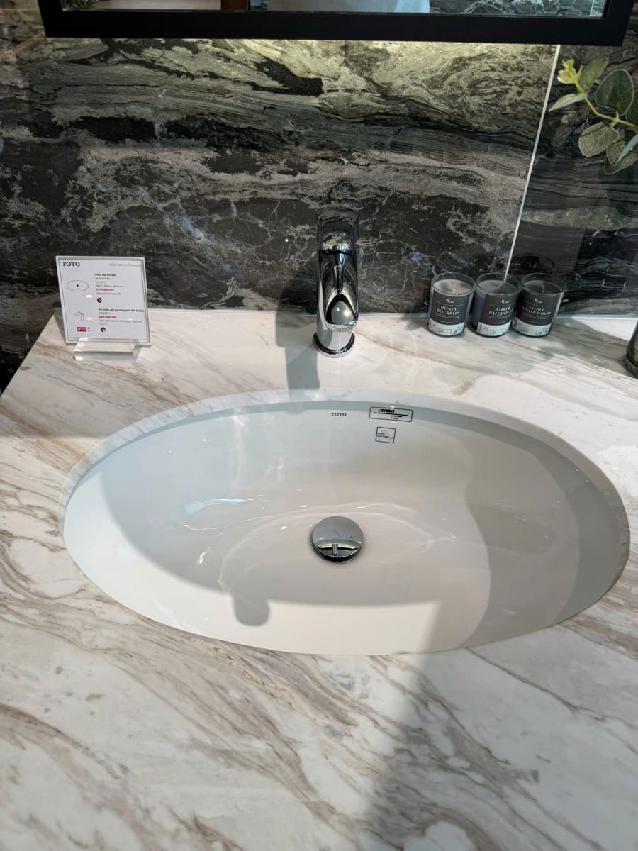 Chậu Lavabo TOTO LW1506V Âm Bàn Oval