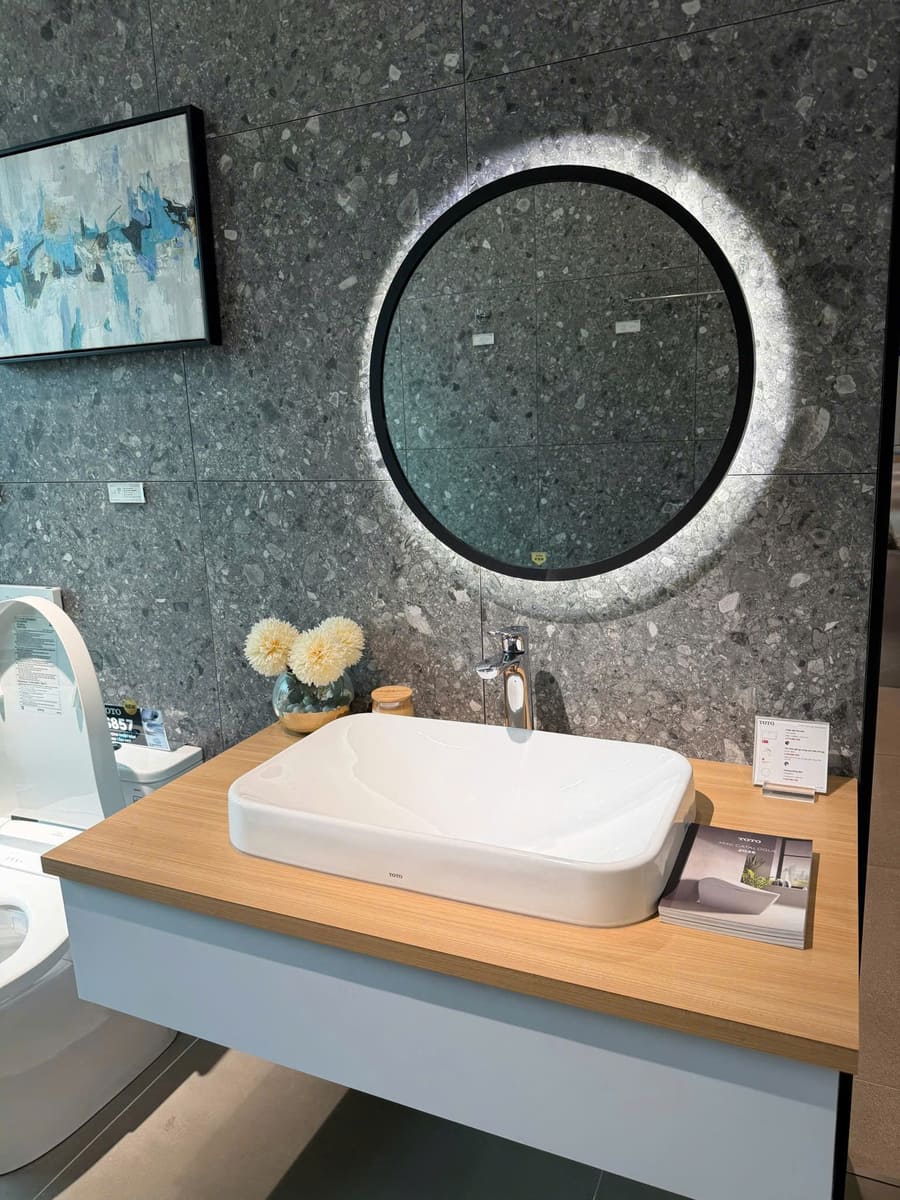 Chậu Rửa Lavabo TOTO LT5716 Đặt Bàn