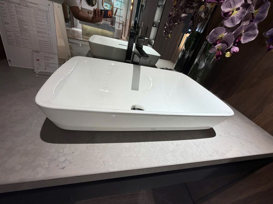 Chậu Rửa Lavabo TOTO PJS06WE#GW Đặt Bàn Trắng Bóng